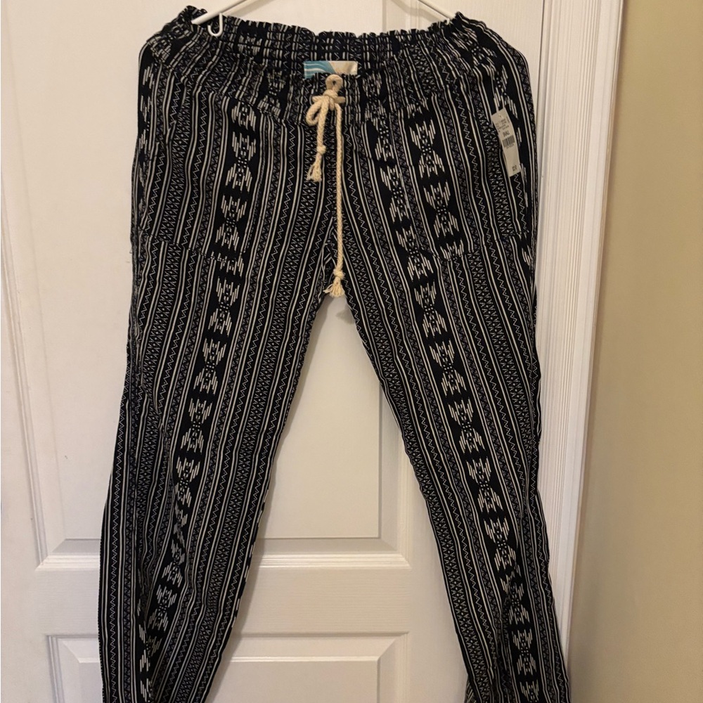 NWT, Black and White Patterned Pants